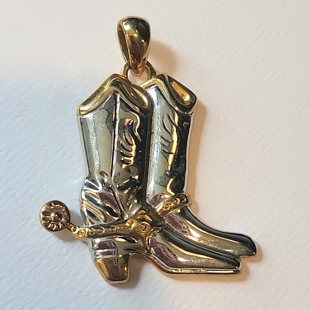 Cowboy boots gold/silver pendant and earrings